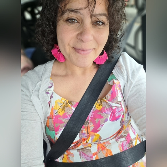 LIKE "🖤" THIS POST TO BE NOTIFIED WHEN I GO LIVE!!! - Picture 3 of 4